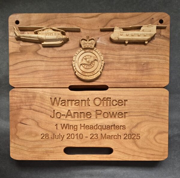 Plaques - Image 30